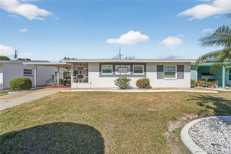 1607 Council Dr, FL
