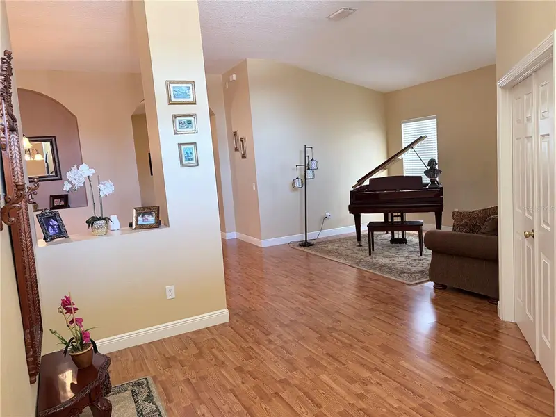 11813 Stonewood Gate Dr, FL