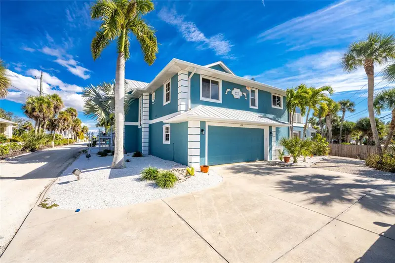 4151 N Beach Rd, FL
