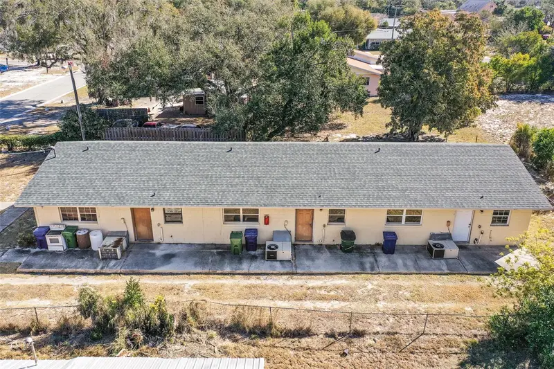 140 Avenue W Nw #2, FL