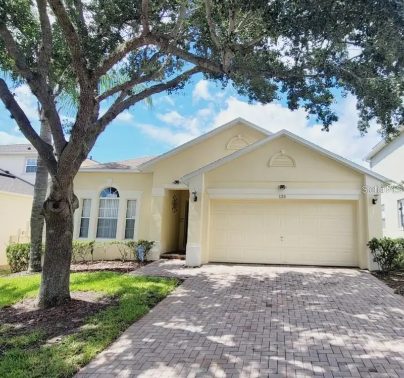 124 Lancaster Dr, FL