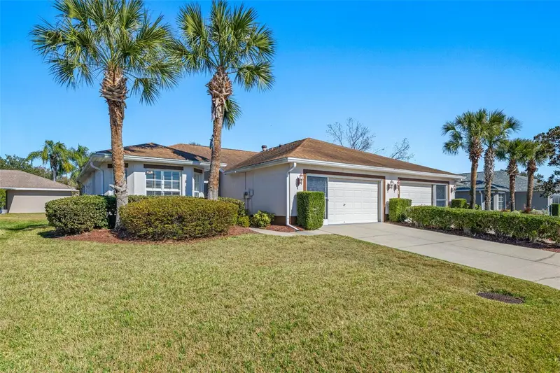 29335 Caddy Shack Ln E, FL