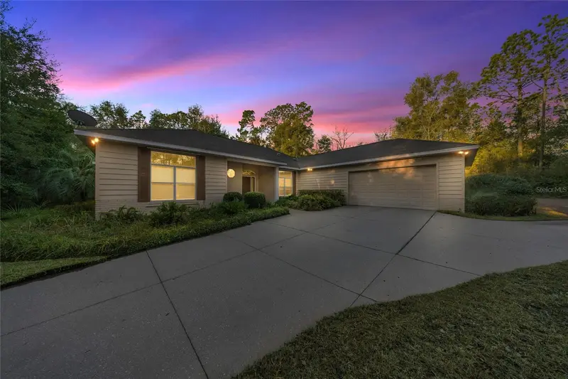 20698 Sw 93rd Lane Rd, FL