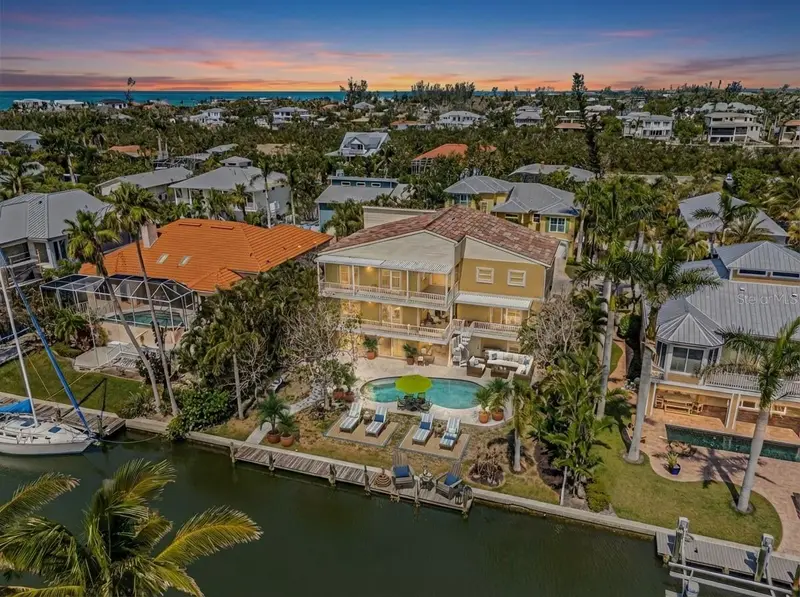 614 Norton St, FL