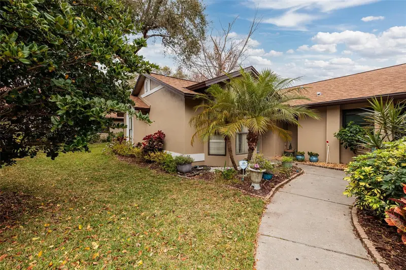 1696 Fry Ct, FL