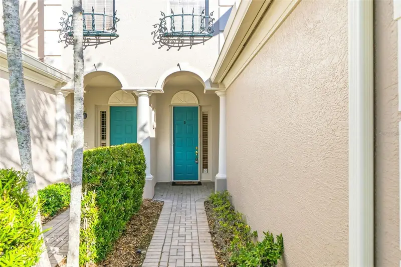 5264 Bouchard Cir #102, FL
