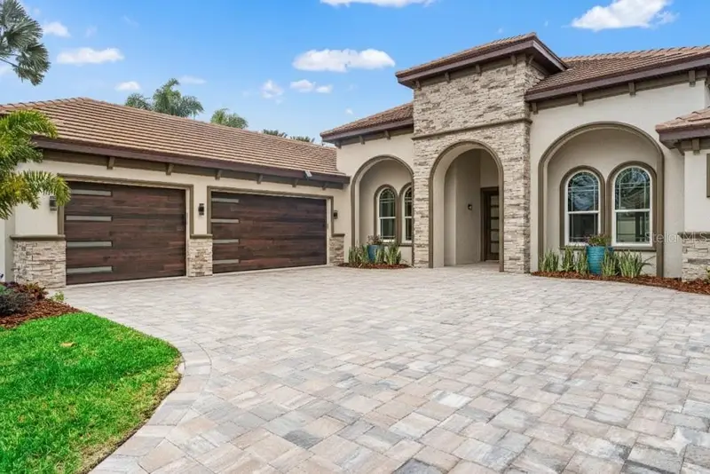 10700 Pontofino Cir, FL