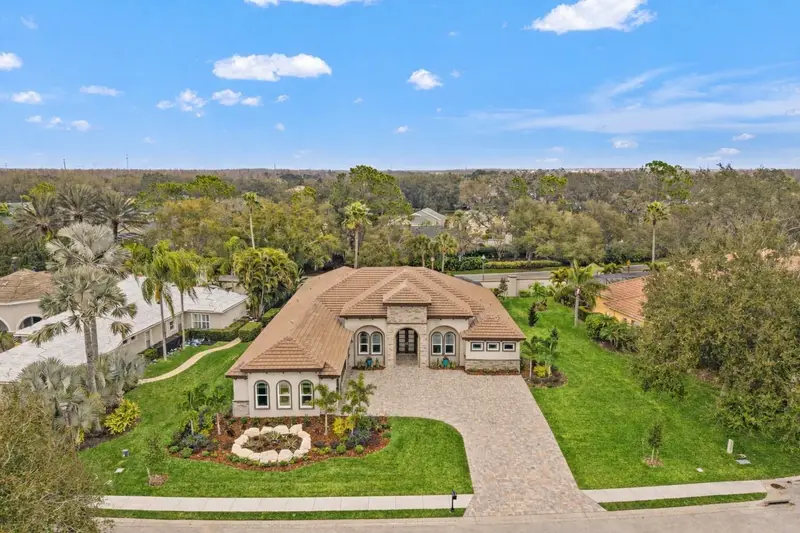 10700 Pontofino Cir, FL