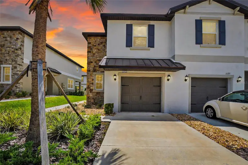 10317 Trumpet Honeysuckle Way, FL