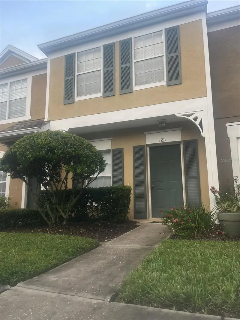 1211 Kennewick Ct, FL