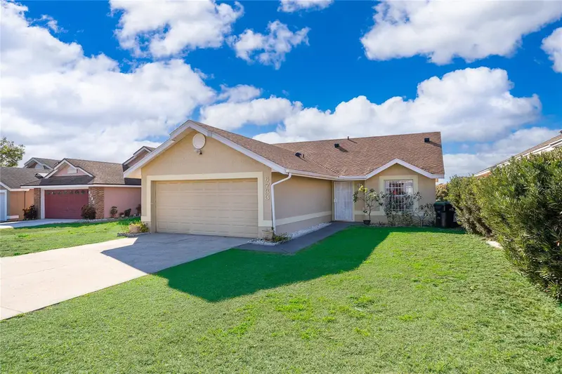 6733 Meritmoor Cir, FL