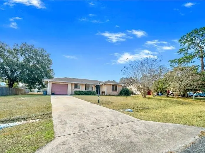 543 Silver Course Ct, FL