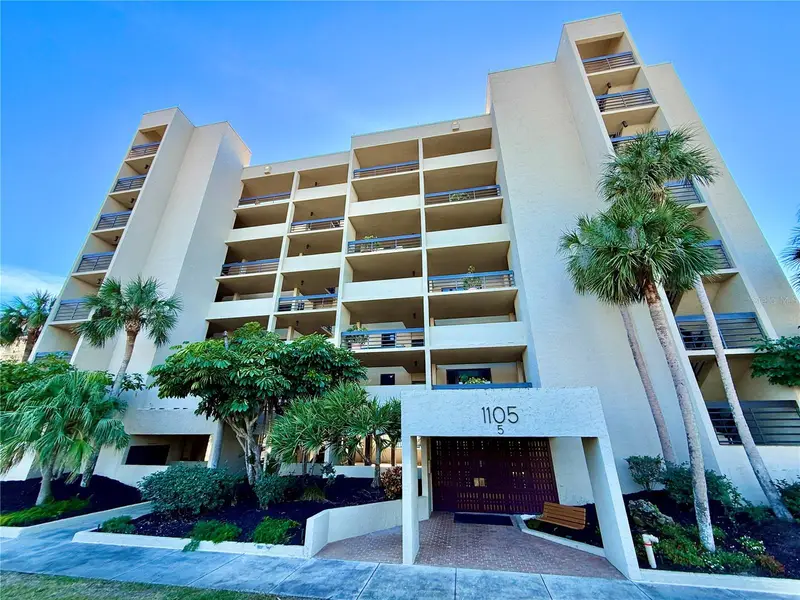 1105 Gulf Of Mexico Dr #401, FL