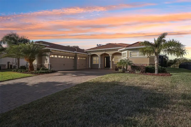8847 Fallen Oak Dr, FL