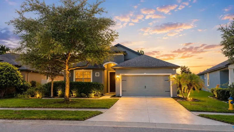 8328 Auburn Rise Ct, FL