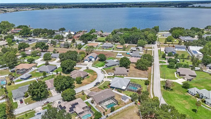 196 Waterview Cir, FL