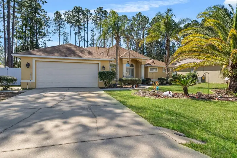 33 Red Clover Ln, FL