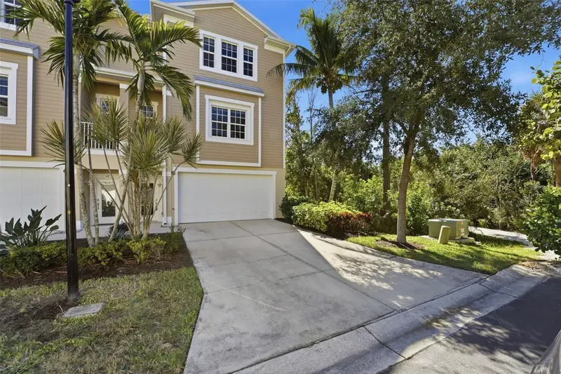 10311 Lands End Cir #13, FL