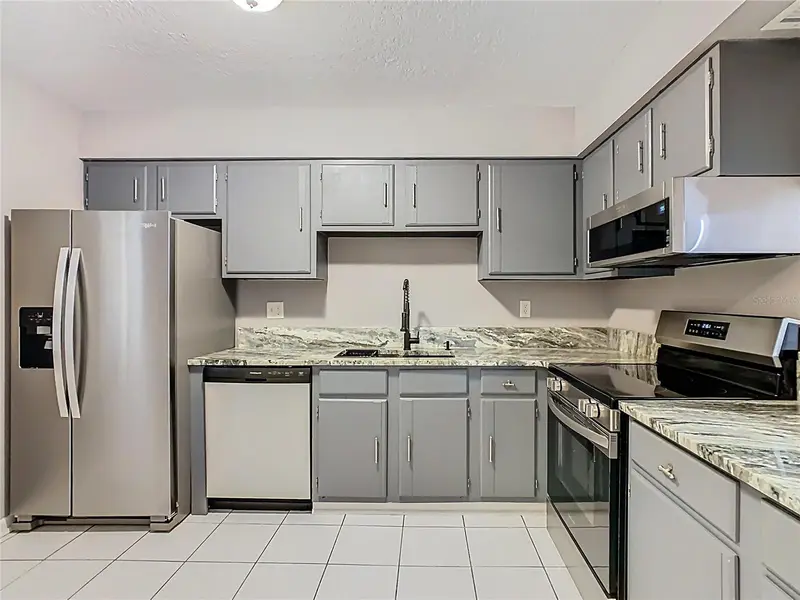 130 E Johnson Ave #206, FL