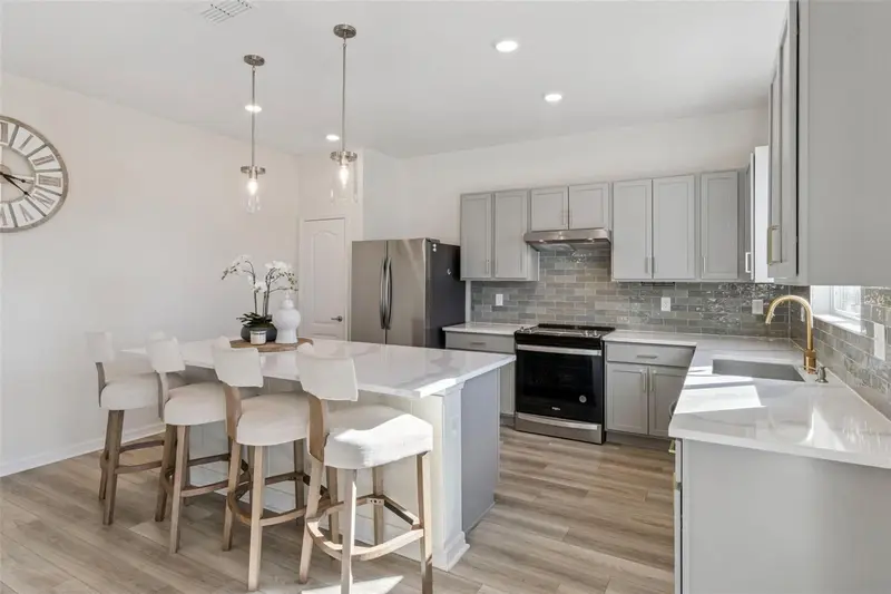 1280 Denali Dr, FL