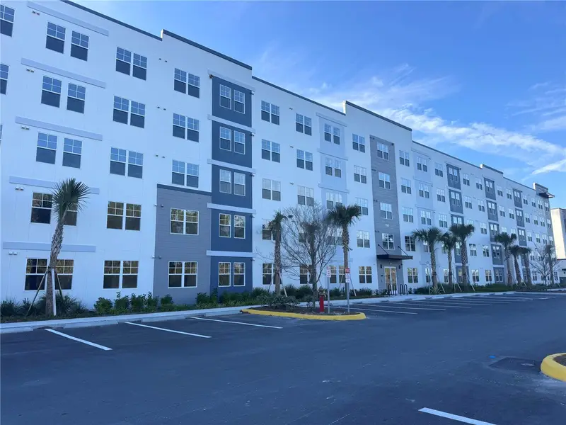 5587 Millenia Park Blvd #120, FL