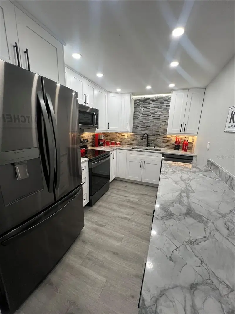 10216 Regal Dr #201, FL