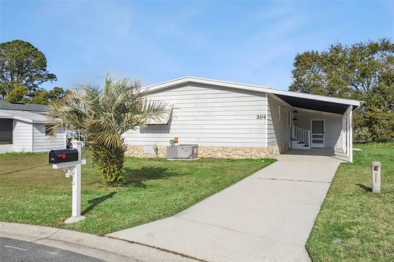 204 Bay Ct, FL