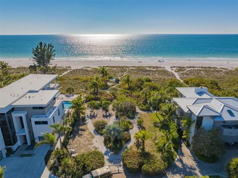 102 Sunset Ln, FL
