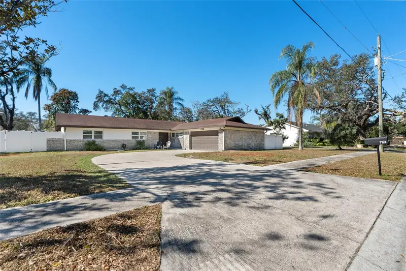 7124 Wrenwood Cir, FL