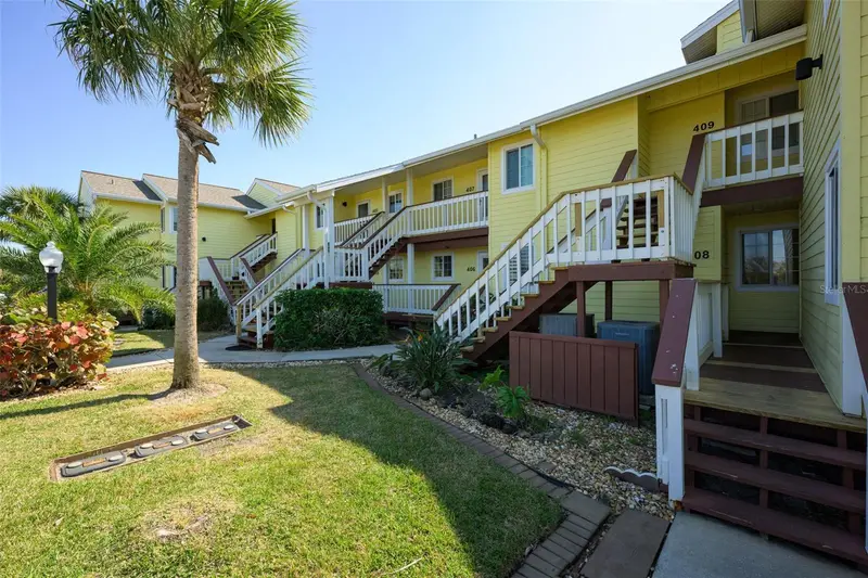 406 Ocean Marina Dr #406, FL