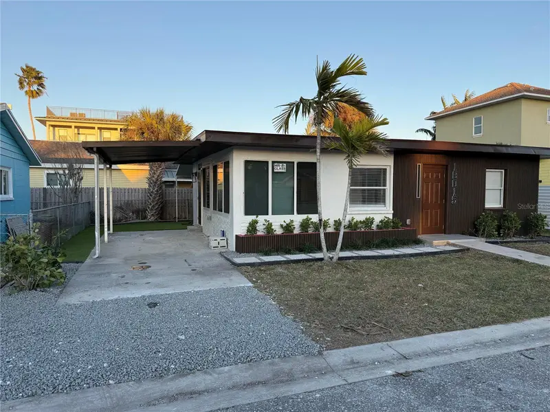 18015 2nd St E, FL