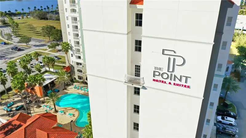 7395 Universal Blvd #104, FL