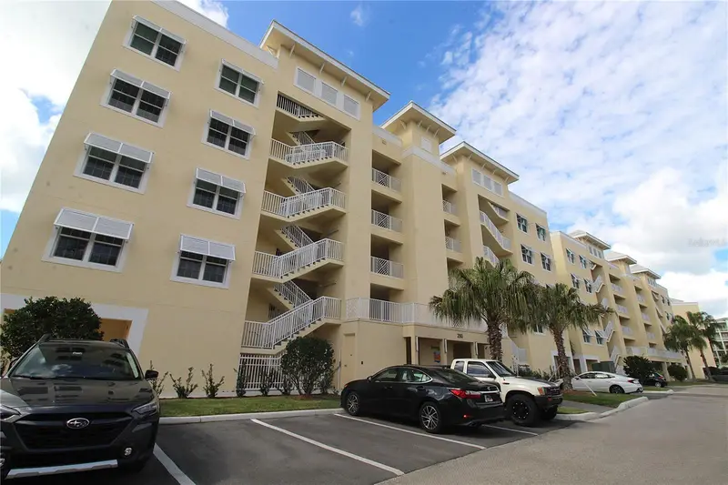280 Hidden Bay Dr #202, FL