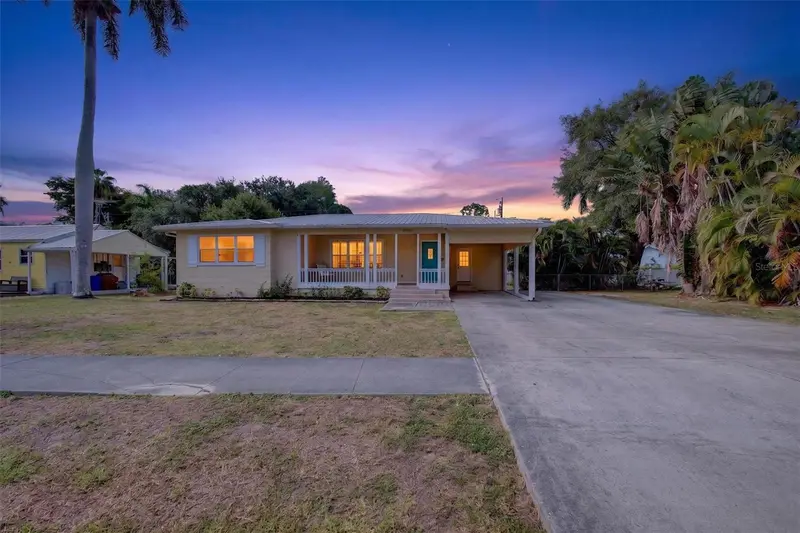 1420 Maravilla Ave, FL