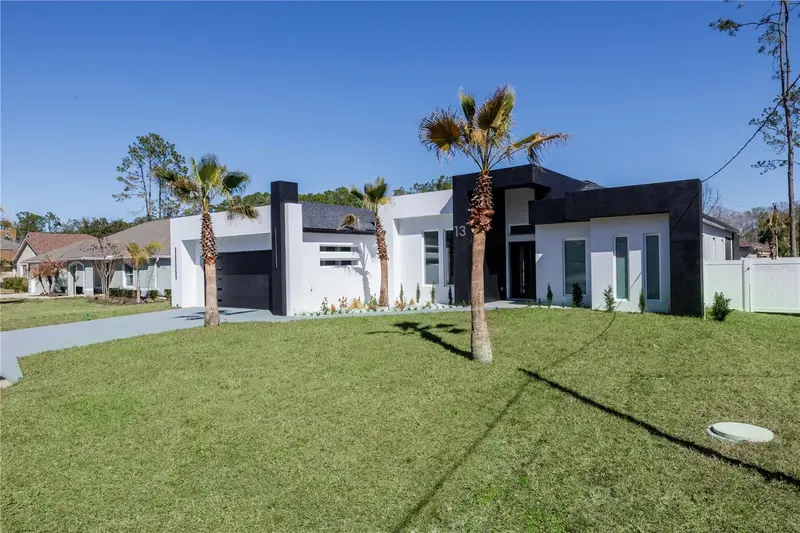 13 Edith Ln, FL