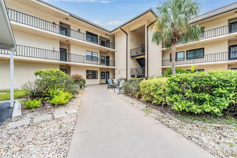 12300 Vonn Rd #7205, FL