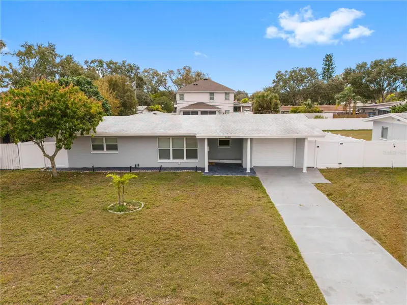 5698 38th Ave N, FL