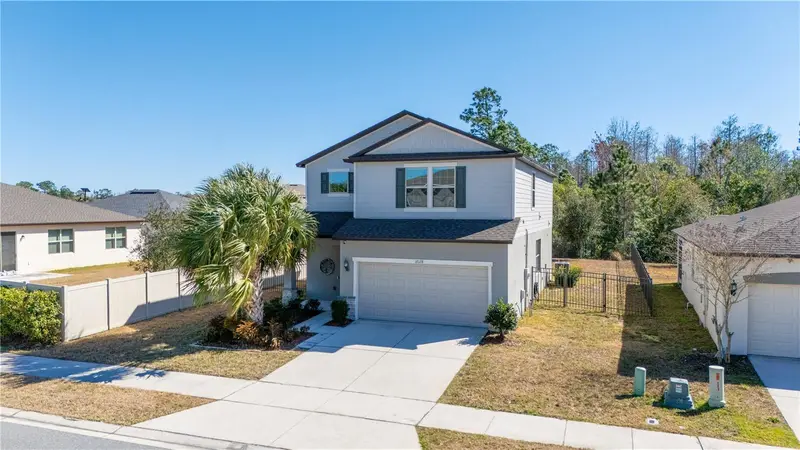 17128 Basswood Ln, FL