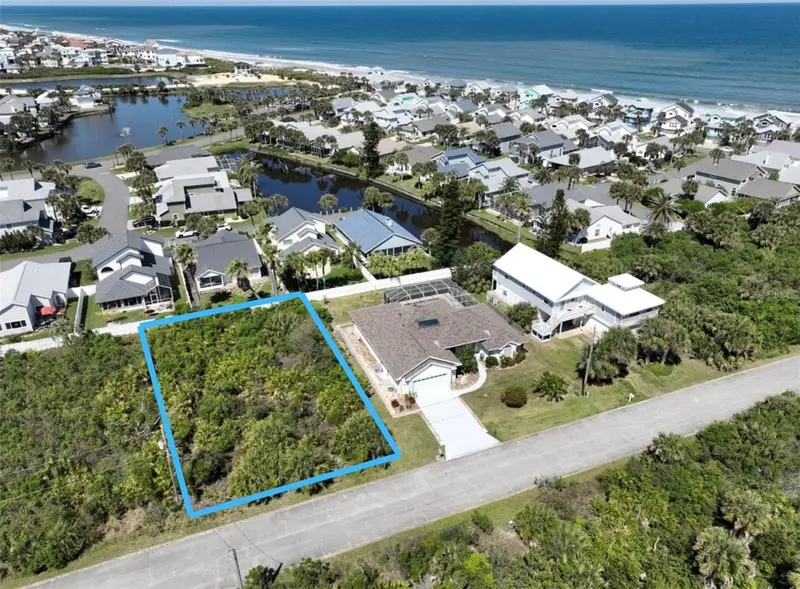 11 Mahoe Dr N, FL