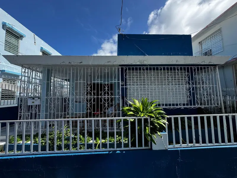 Calle Del Parque #717, PR