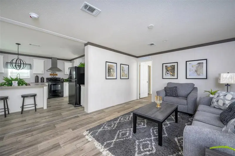 1041 Ne County Road 125, FL