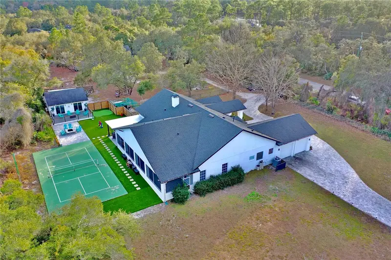 965 Pine Hill Blvd, FL