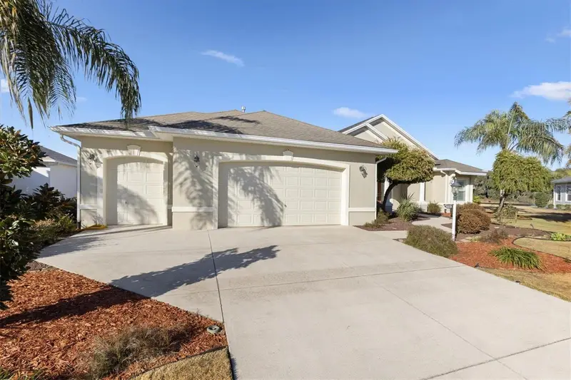 1116 Russell Loop, FL