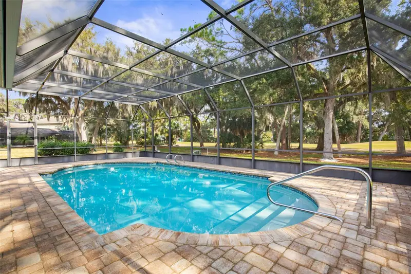8 Cole Pl, FL
