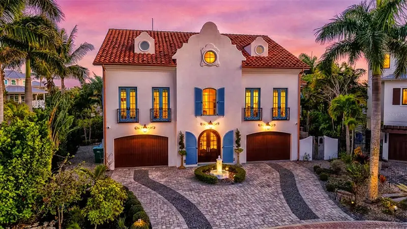 513 Villa Rosa Way, FL