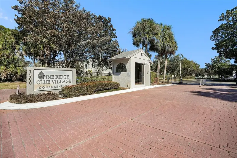 1013 S Pine Ridge Cir #3c, FL