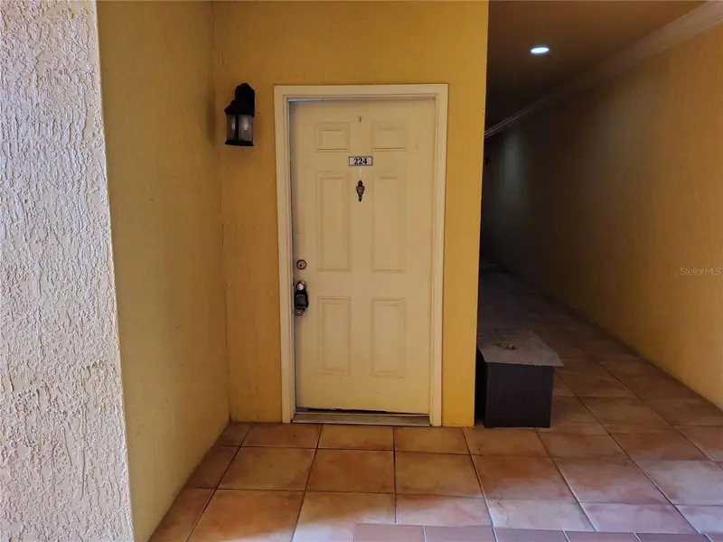 4333 Bayside Village Dr #224, FL