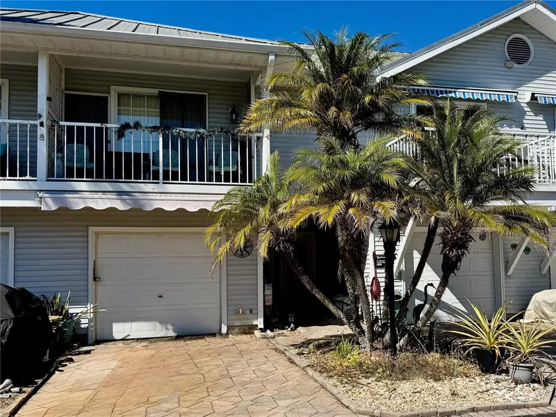 2111 Vista Del Sol Cir #403, FL