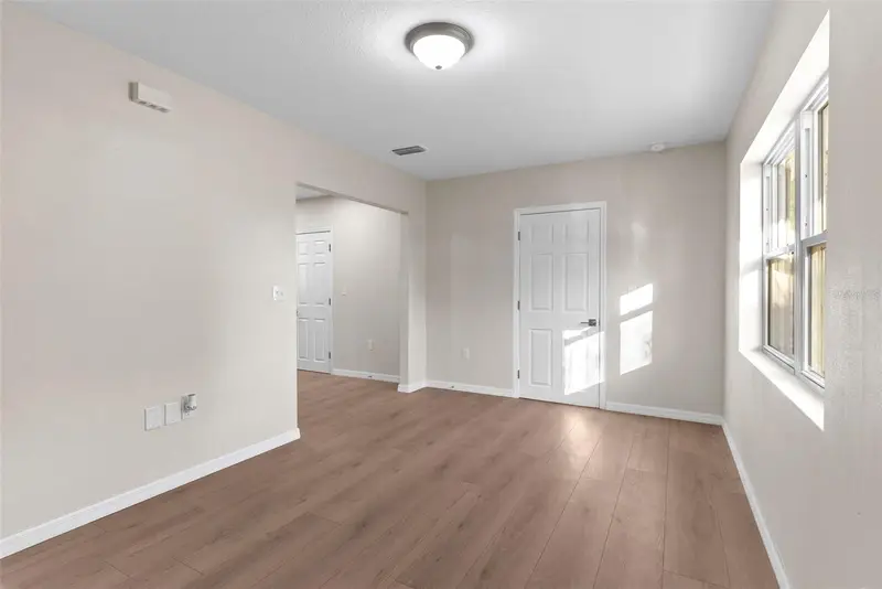 712 Pilaklakaha Ave, FL