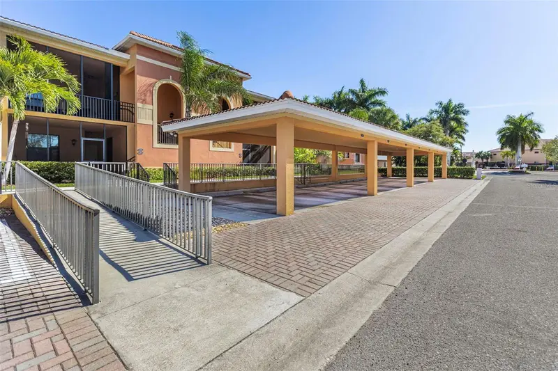 13671 Julias Way #1225, FL